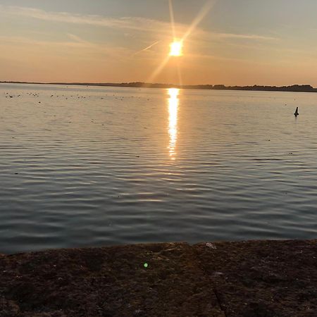 Chalet 64, Lakeside, Glan Gwna Holiday Park Caernarfon Esterno foto