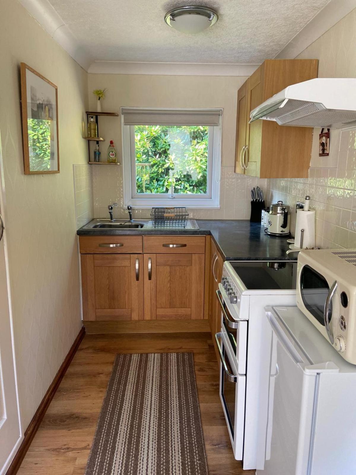 Chalet 64, Lakeside, Glan Gwna Holiday Park Caernarfon Esterno foto