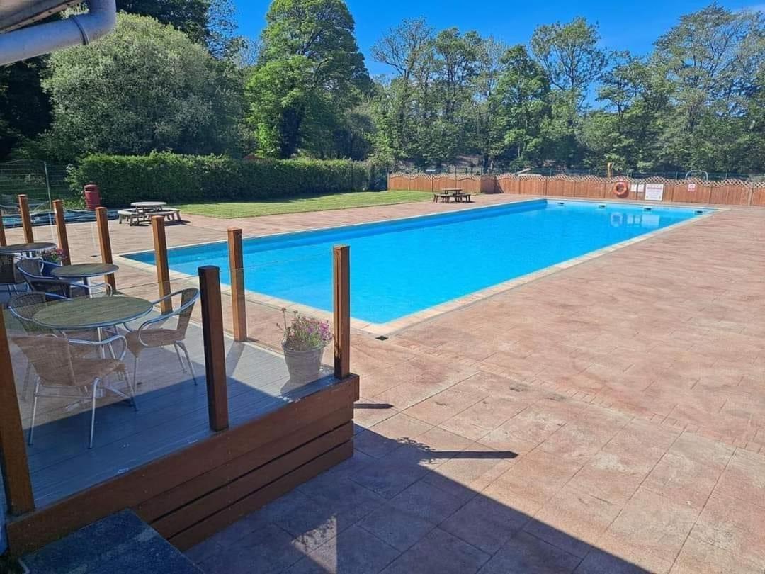 Chalet 64, Lakeside, Glan Gwna Holiday Park Caernarfon Esterno foto